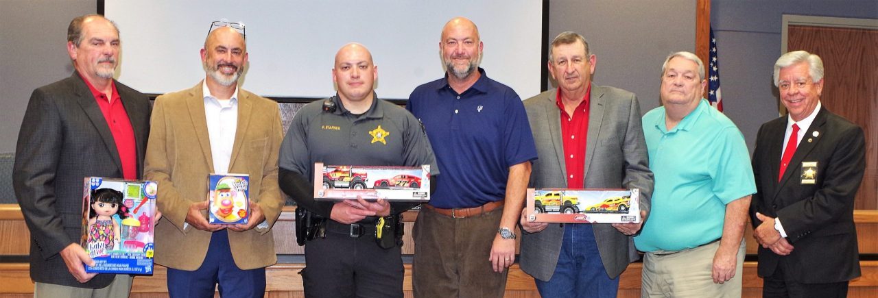 Commissioners donate to Santa Cops